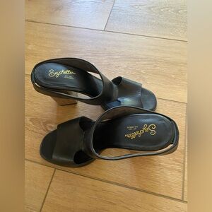 Seychelles Black Heels Size 7